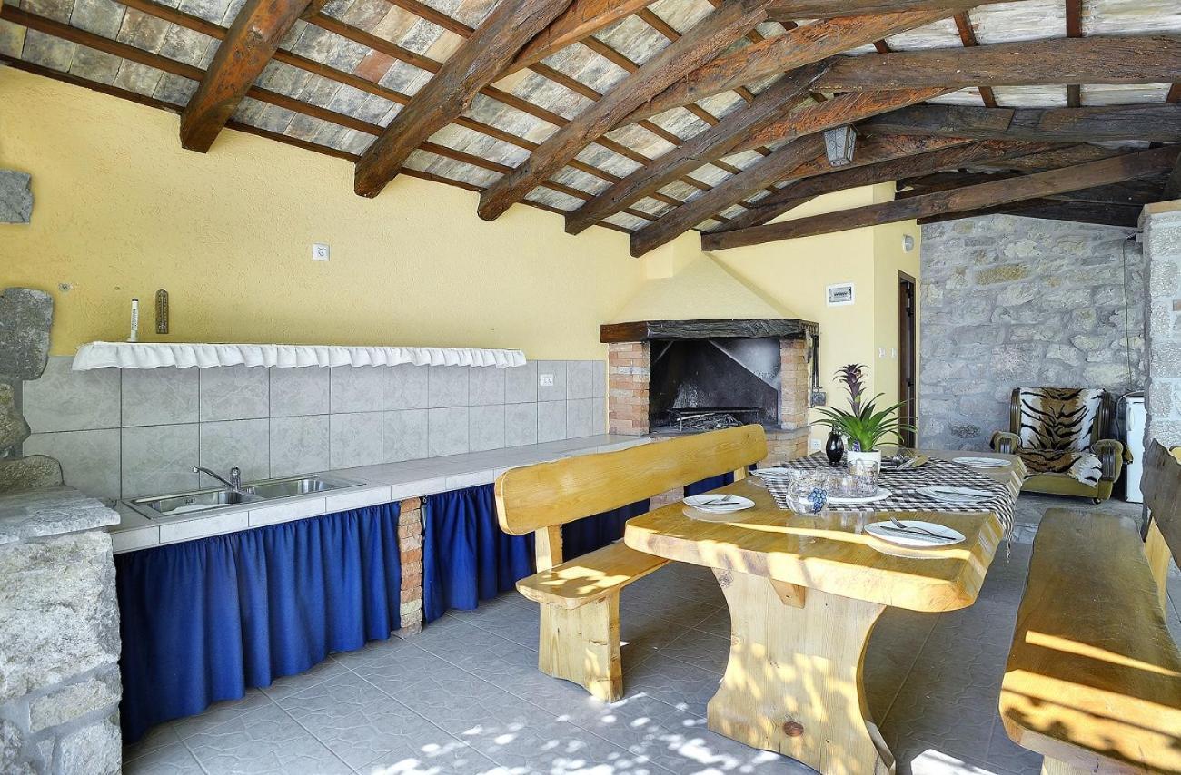 Lupoglav  Villa Bella מראה חיצוני תמונה