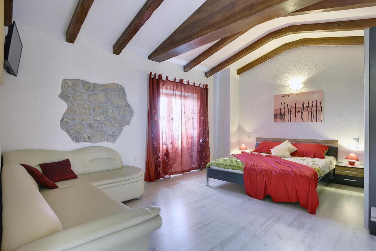 Lupoglav  Villa Bella מראה חיצוני תמונה