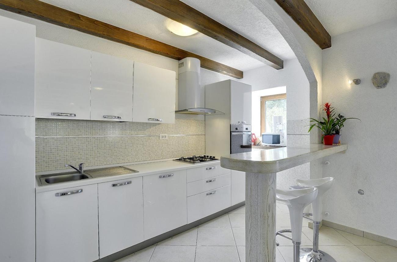 Lupoglav  Villa Bella מראה חיצוני תמונה