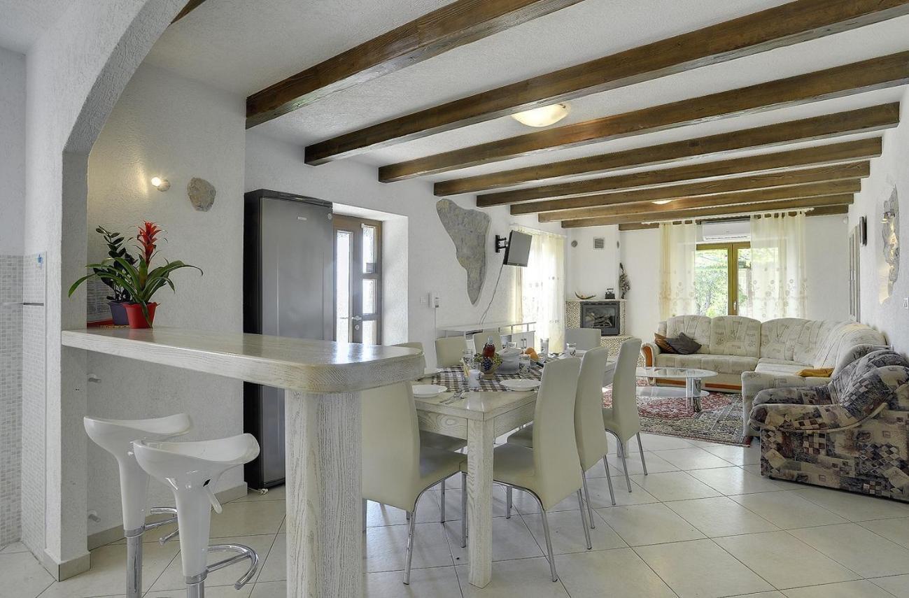 Lupoglav  Villa Bella מראה חיצוני תמונה
